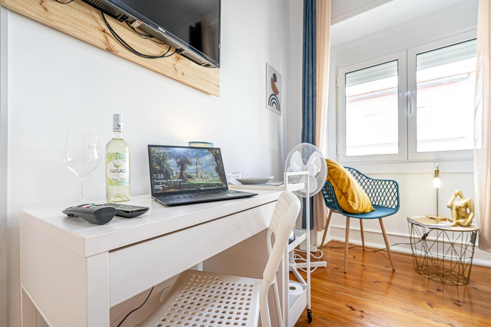 Hotel April Square By Lisbon With Sintra Amadora Exterior foto